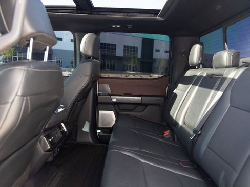 Used 2021 Ford F150 Lariat w/ Equipment Group 502A High AWD/4WD image 28