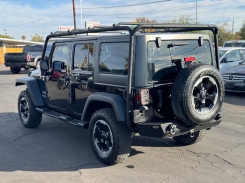 Used 2014 Jeep Wrangler Unlimited Sport w/ Max Tow Package AWD/4WD image 5