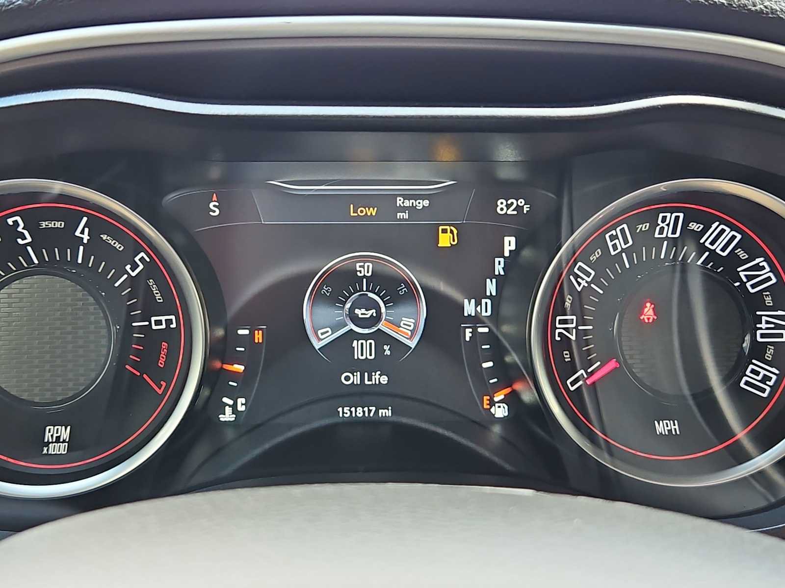 Used 2020 Dodge Challenger SXT RWD image 30