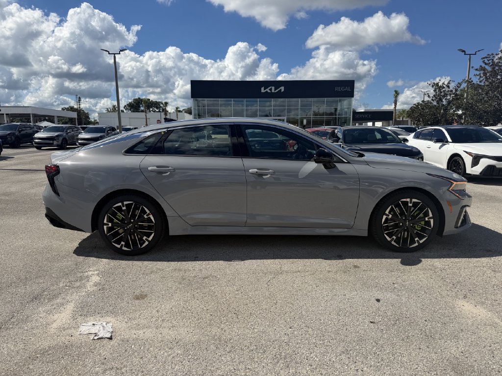 New 2027 Kia K5 GT FWD image 3