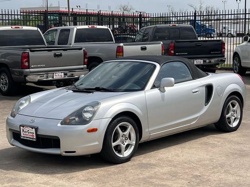 Used 2002 Toyota MR2 RWD image 55