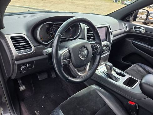 Used 2018 Jeep Grand Cherokee Altitude AWD/4WD image 8