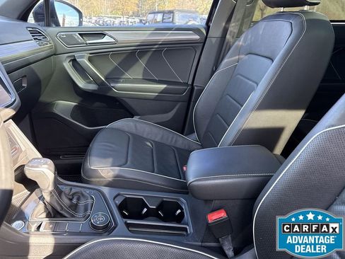 Used 2022 Volkswagen Tiguan SEL R-Line image 23