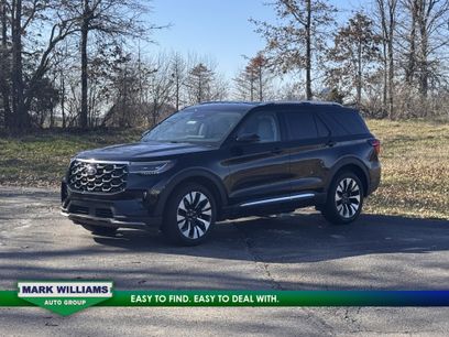 New 2026 Ford Explorer Platinum w/ LUX Leather Package