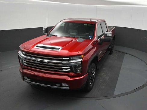 Used 2023 Chevrolet Silverado 2500 High Country AWD/4WD image 12