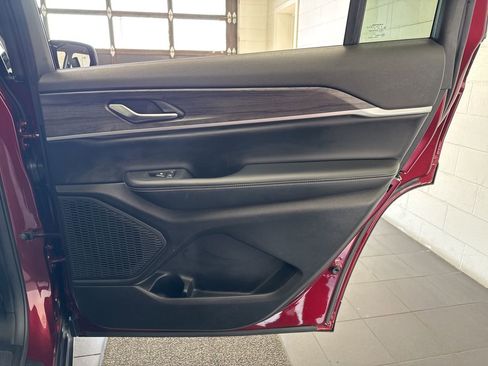 Used 2023 Jeep Grand Cherokee L Limited w/ Trailer Tow Group (B) image 54