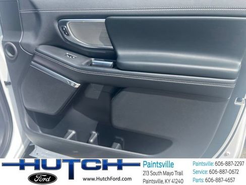Used 2025 Ford Expedition Platinum AWD/4WD image 62