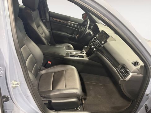 Used 2022 Honda Accord Sport image 16