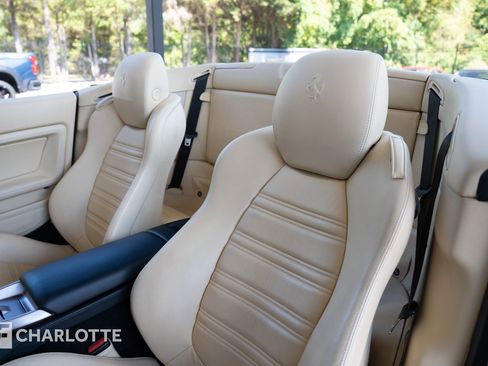 Used 2011 Ferrari California image 18