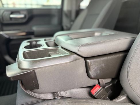 Used 2021 GMC Sierra 1500 Elevation image 16