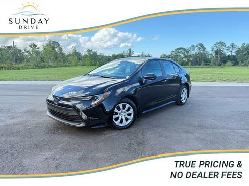 Used 2026 Toyota Corolla LE FWD image 1