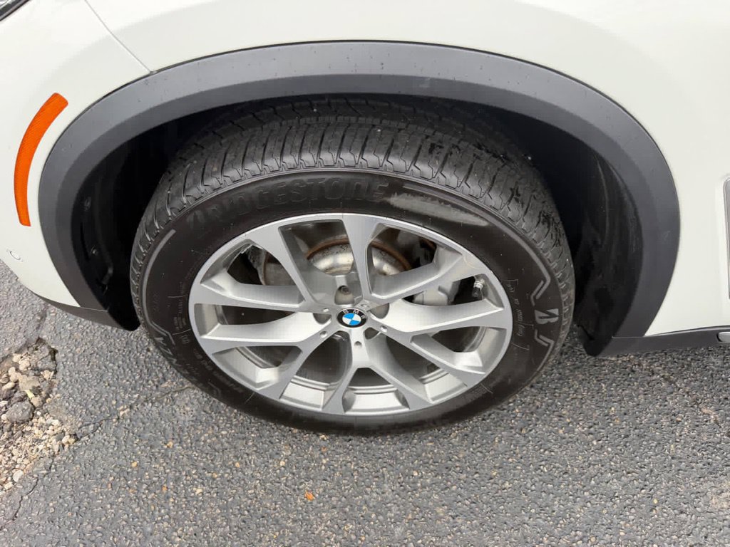 Used 2023 BMW X5 xDrive40i AWD/4WD image 12