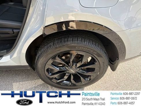 Used 2023 Kia Sorento SX AWD/4WD image 9