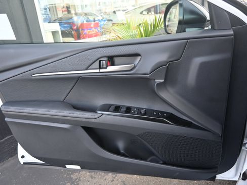 Used 2026 Toyota Camry Hybrid image 36