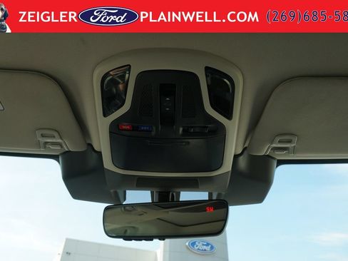 Used 2025 Subaru Outback Onyx Edition AWD/4WD image 32