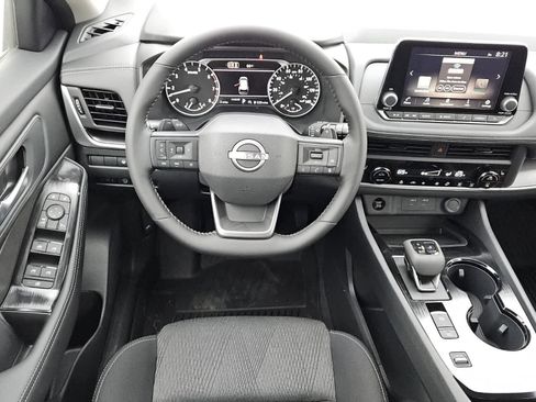 New 2026 Nissan Rogue SV w/ Cold Weather Package FWD image 5