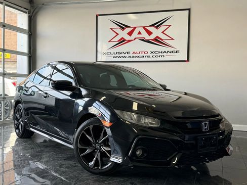 Used 2018 Honda Civic Sport image 1