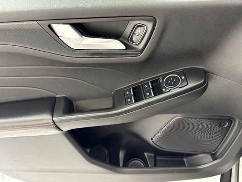 Used 2023 Ford Escape ST-Line FWD image 23