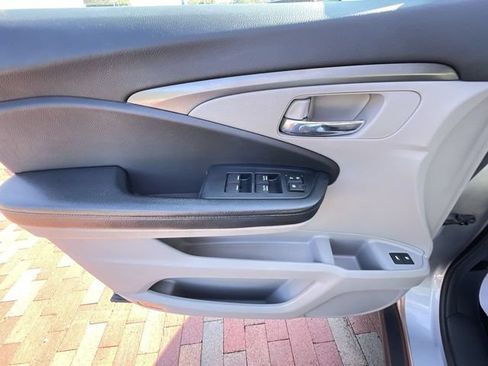 Used 2016 Honda Pilot EX-L image 10