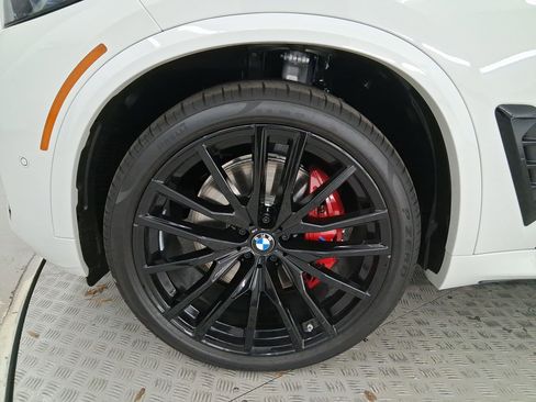 New 2026 BMW X5 xDrive40i w/ M Sport Package image 11