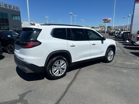 Used 2024 GMC Acadia Elevation AWD/4WD image 10