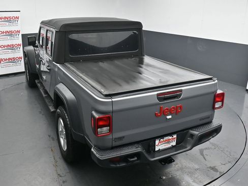 Used 2020 Jeep Gladiator Sport w/ Quick Order Package 24S AWD/4WD image 29