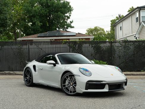 Used 2024 Porsche 911 Cabriolet AWD/4WD image 5