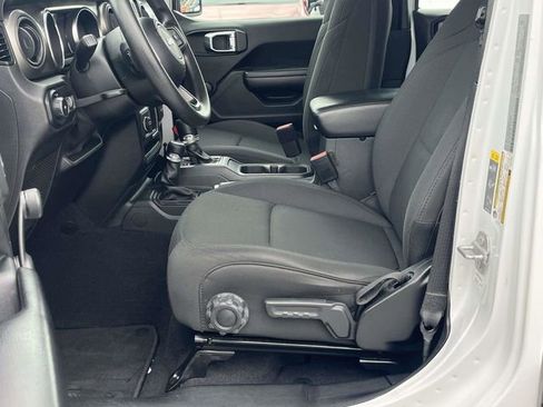 Used 2021 Jeep Wrangler Unlimited Sport image 13