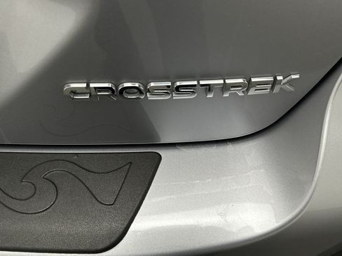 Used 2024 Subaru Crosstrek 2.0i Premium AWD/4WD image 12