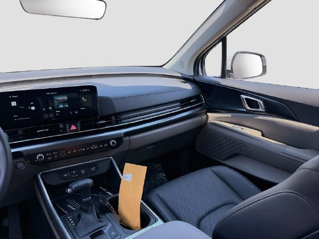 New 2026 Kia Carnival FWD image 23
