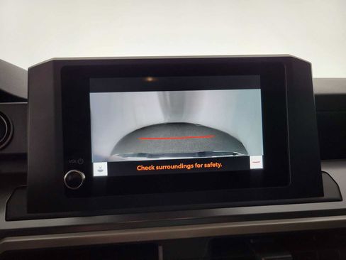 Used 2023 Nissan Rogue SV FWD image 88