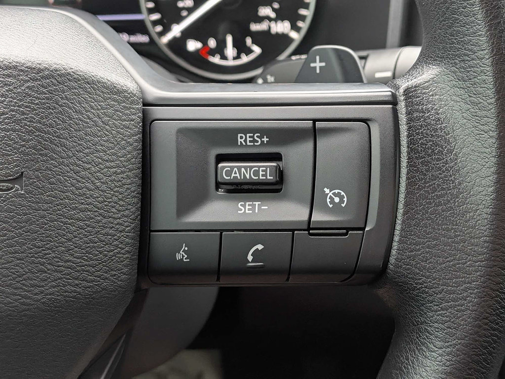 Used 2025 Nissan Rogue S FWD image 26