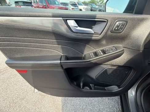 Certified 2022 Ford Escape Titanium AWD/4WD image 20