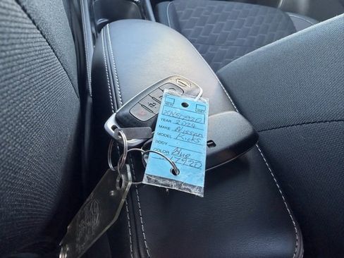 Certified 2024 Nissan Kicks SV image 33