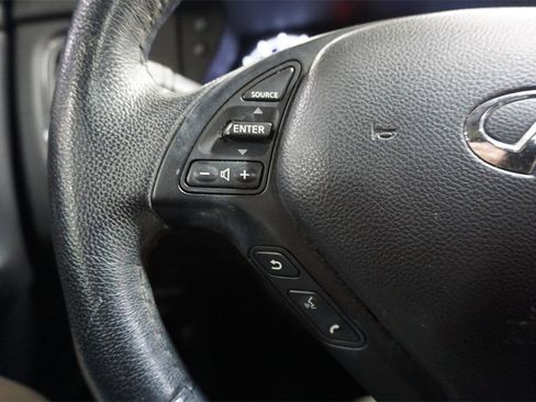 Used 2017 INFINITI QX50 2WD w/ Premium Plus Package image 6