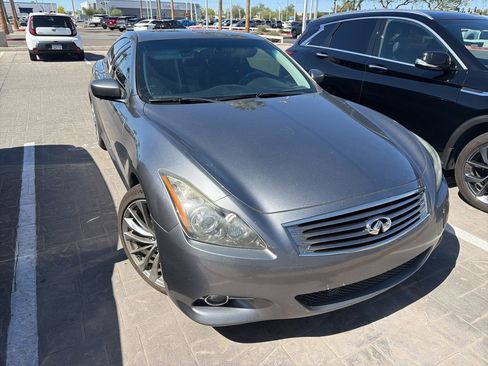 Used 2012 INFINITI G37 Journey w/ Premium Pkg RWD image 3