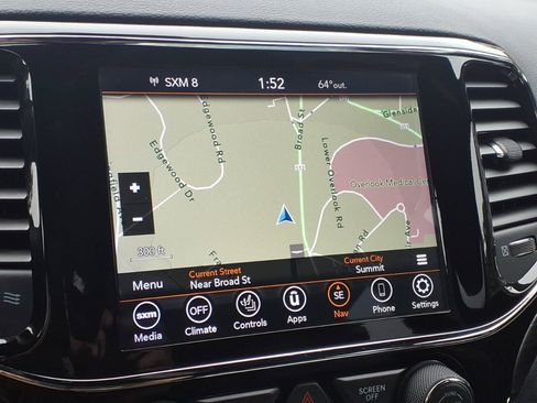 Certified 2019 Jeep Grand Cherokee Altitude AWD/4WD image 20