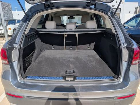 Used 2021 Mercedes-Benz GLC 300 image 27