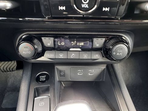 New 2026 Nissan Kicks SV w/ SV Premium Package AWD/4WD image 16