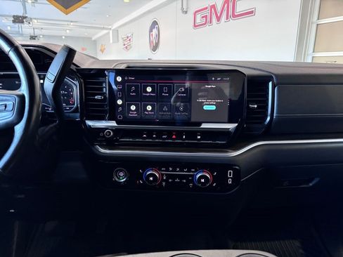 Used 2022 GMC Sierra 1500 Elevation image 16