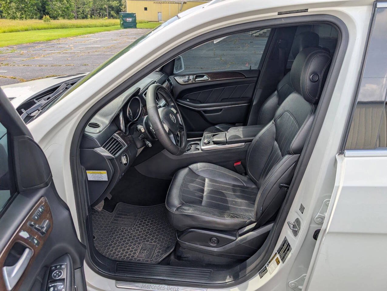 Used 2014 Mercedes-Benz GL 450 4MATIC image 22