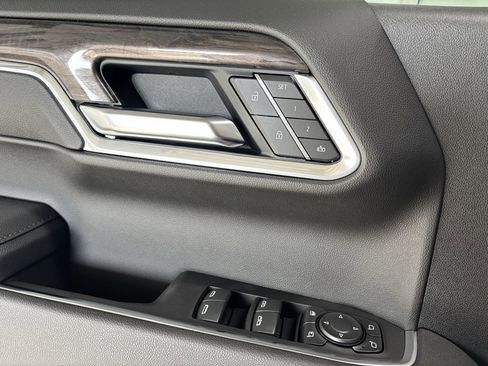 New 2026 Chevrolet Silverado 1500 LTZ w/ LTZ Premium Package image 11