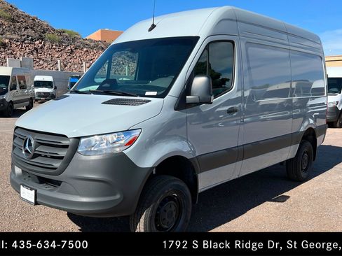 New 2025 Mercedes-Benz Sprinter 2500 image 1