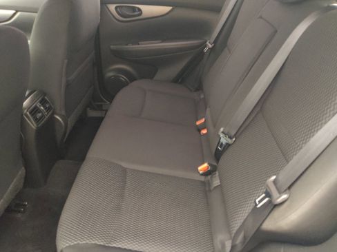 Used 2017 Nissan Rogue Sport S w/ S Appearance Package FWD image 18