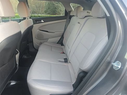 Used 2020 Hyundai Tucson SEL image 13
