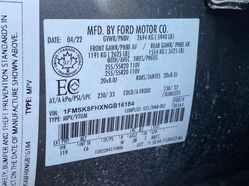 Used 2022 Ford Explorer Limited image 27