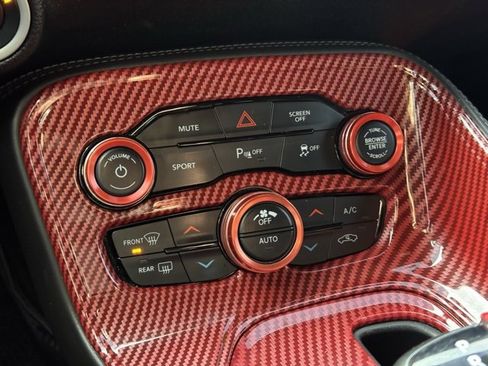 Used 2019 Dodge Challenger R/T w/ Driver Convenience Group image 25