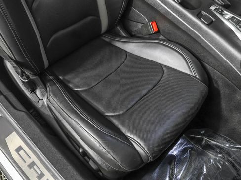 Used 2018 Chevrolet Camaro SS image 81
