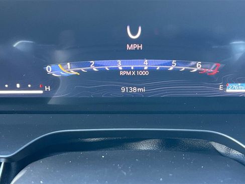 Used 2025 Jeep Grand Cherokee Altitude image 27