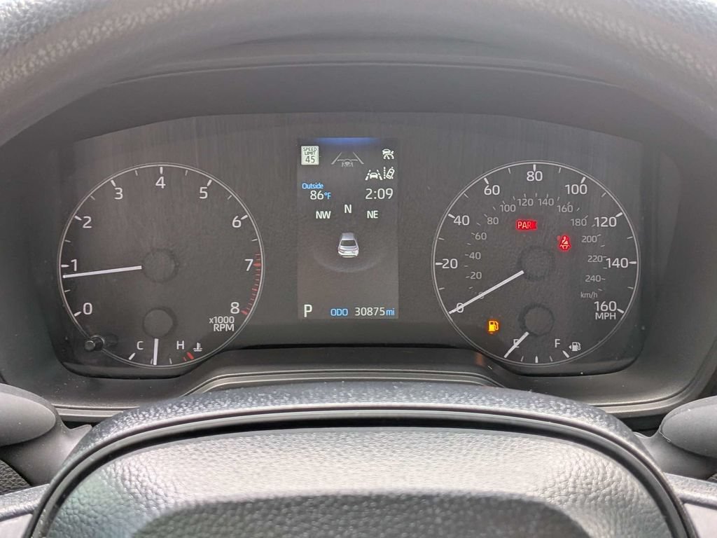 Used 2025 Toyota Corolla LE FWD image 33